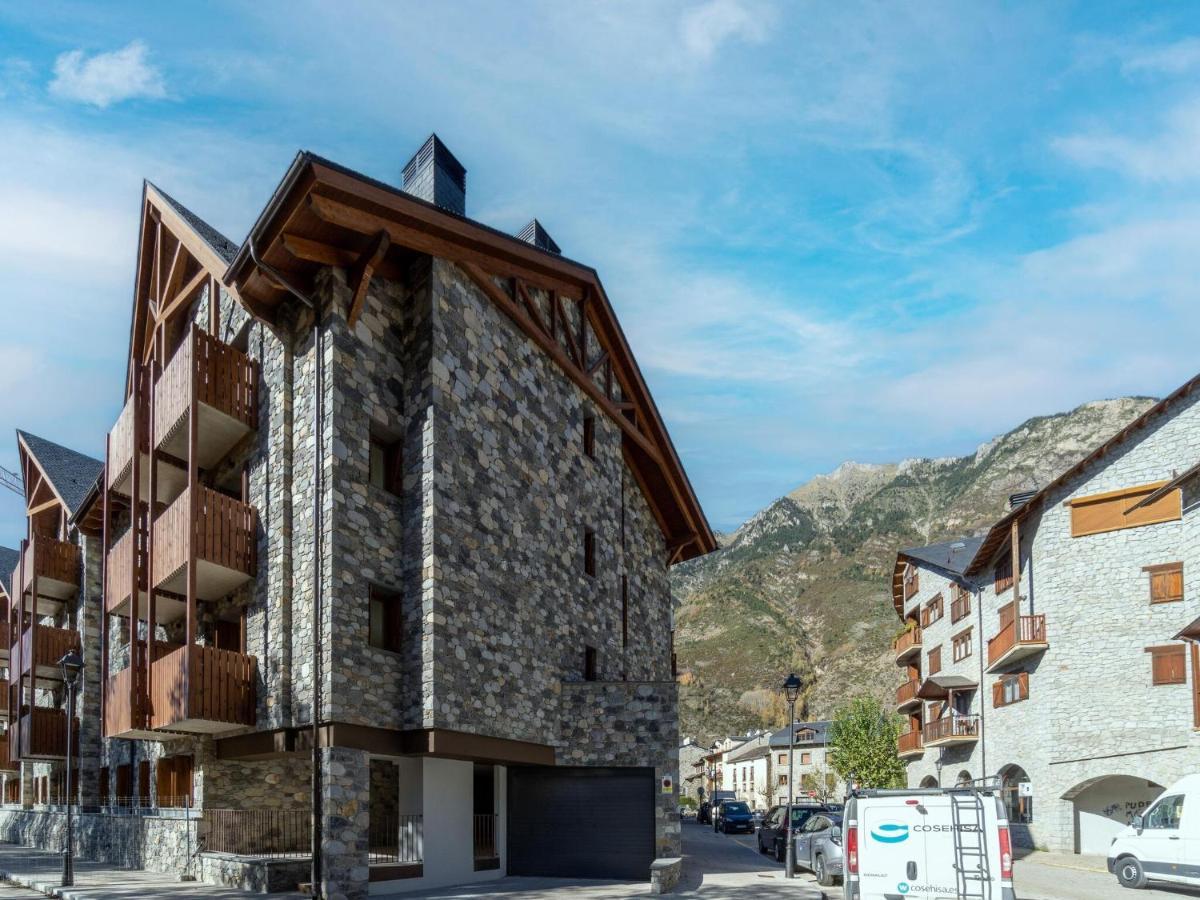 Belvilla By Oyo Nice Apartment In Benasque Luaran gambar