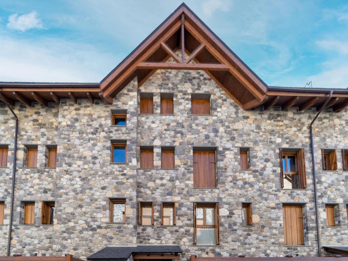 Belvilla By Oyo Nice Apartment In Benasque Luaran gambar