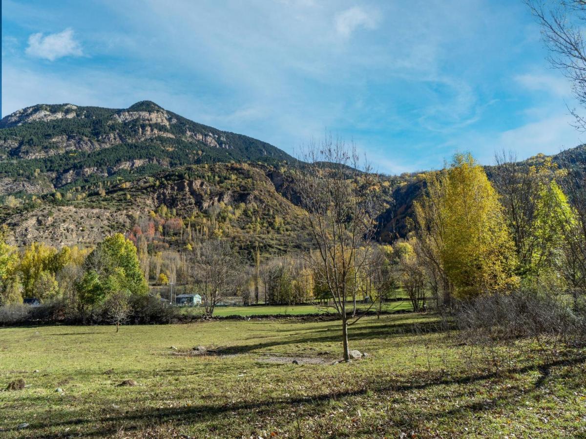 Belvilla By Oyo Nice Apartment In Benasque Luaran gambar