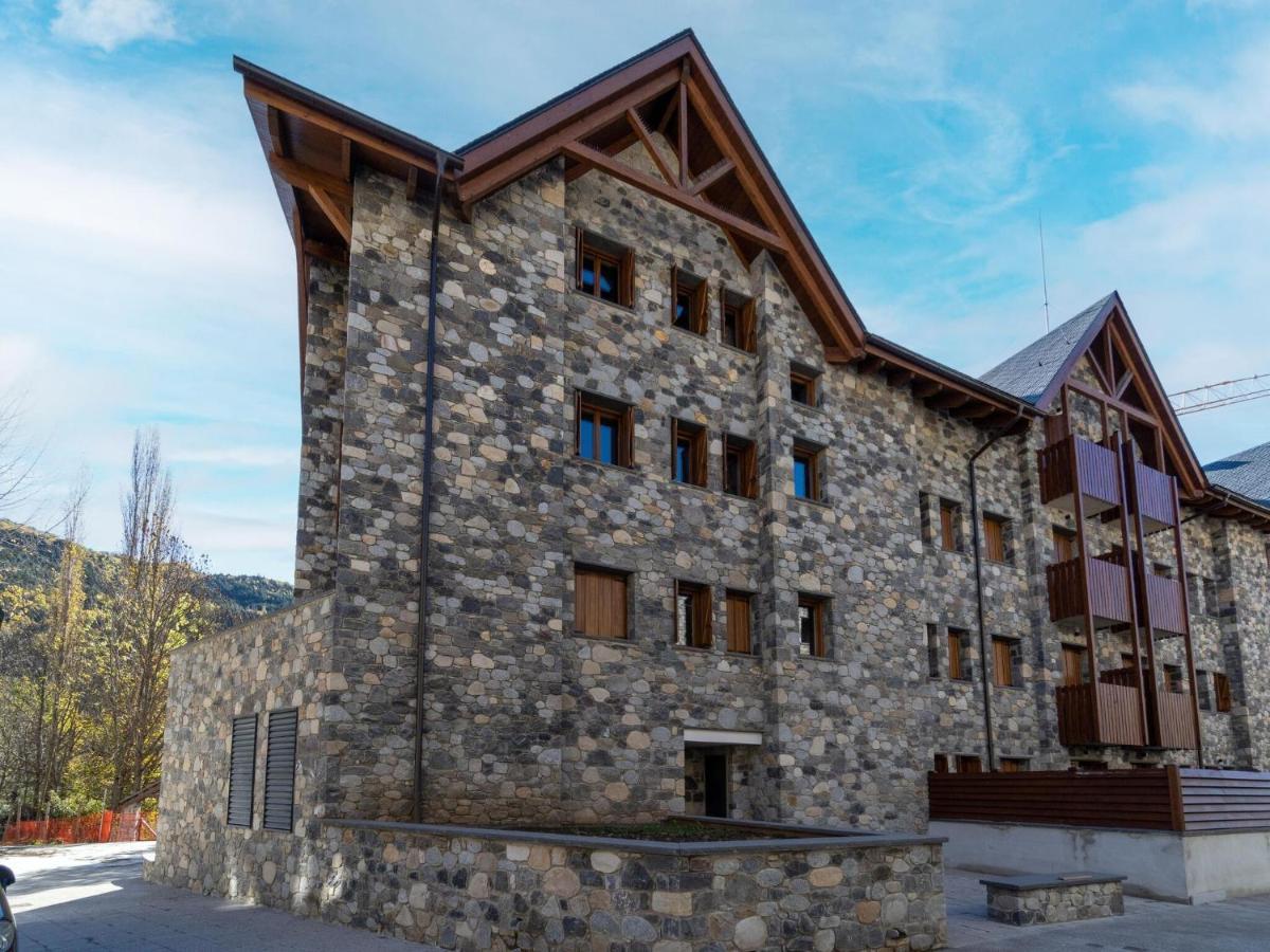 Belvilla By Oyo Nice Apartment In Benasque Luaran gambar